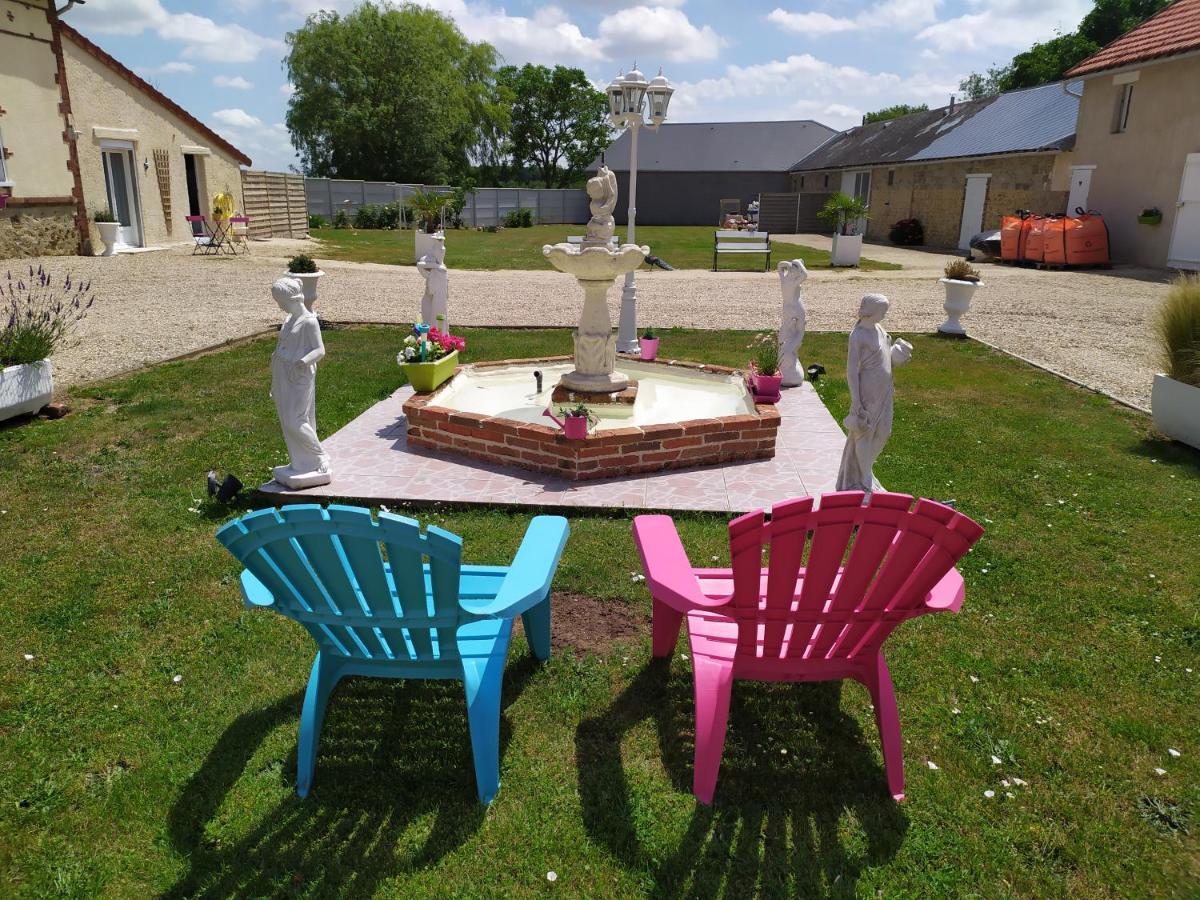 Gite De La Petite Forge Clevilliers Exterior foto